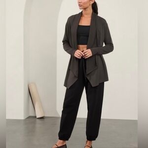 Athleta Charcoal Gray Pranayama Restore Wrap Cardigan Size Large